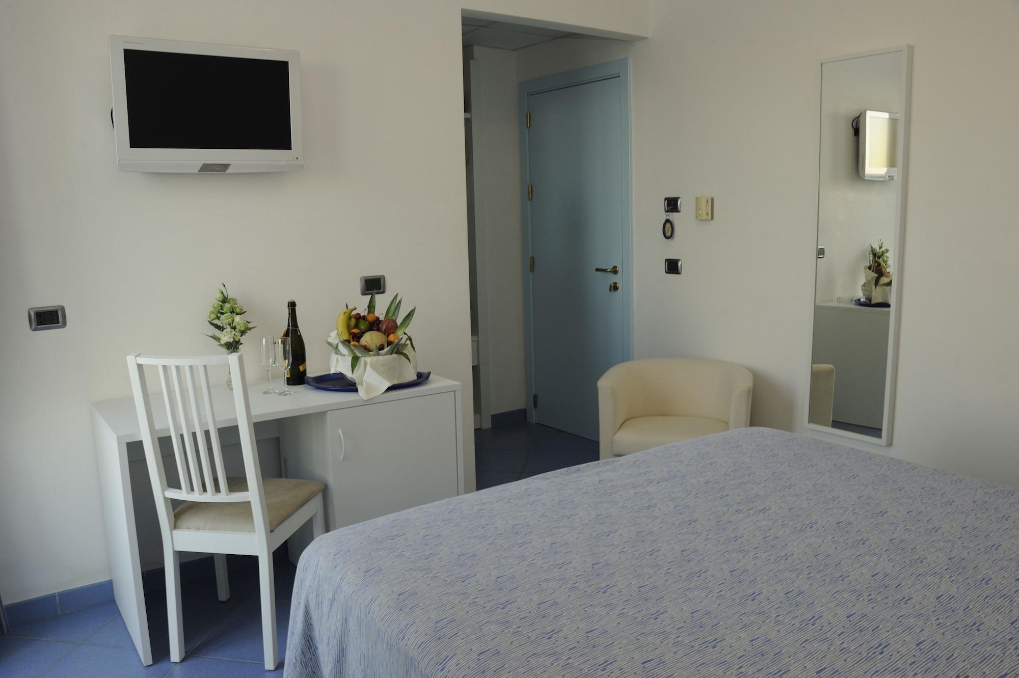 Hotel La Sorgente Savelletri Екстериор снимка